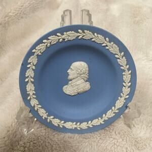 Wedgwood Vintage Collectible Jasperware Blue White Round Plate Dish Small